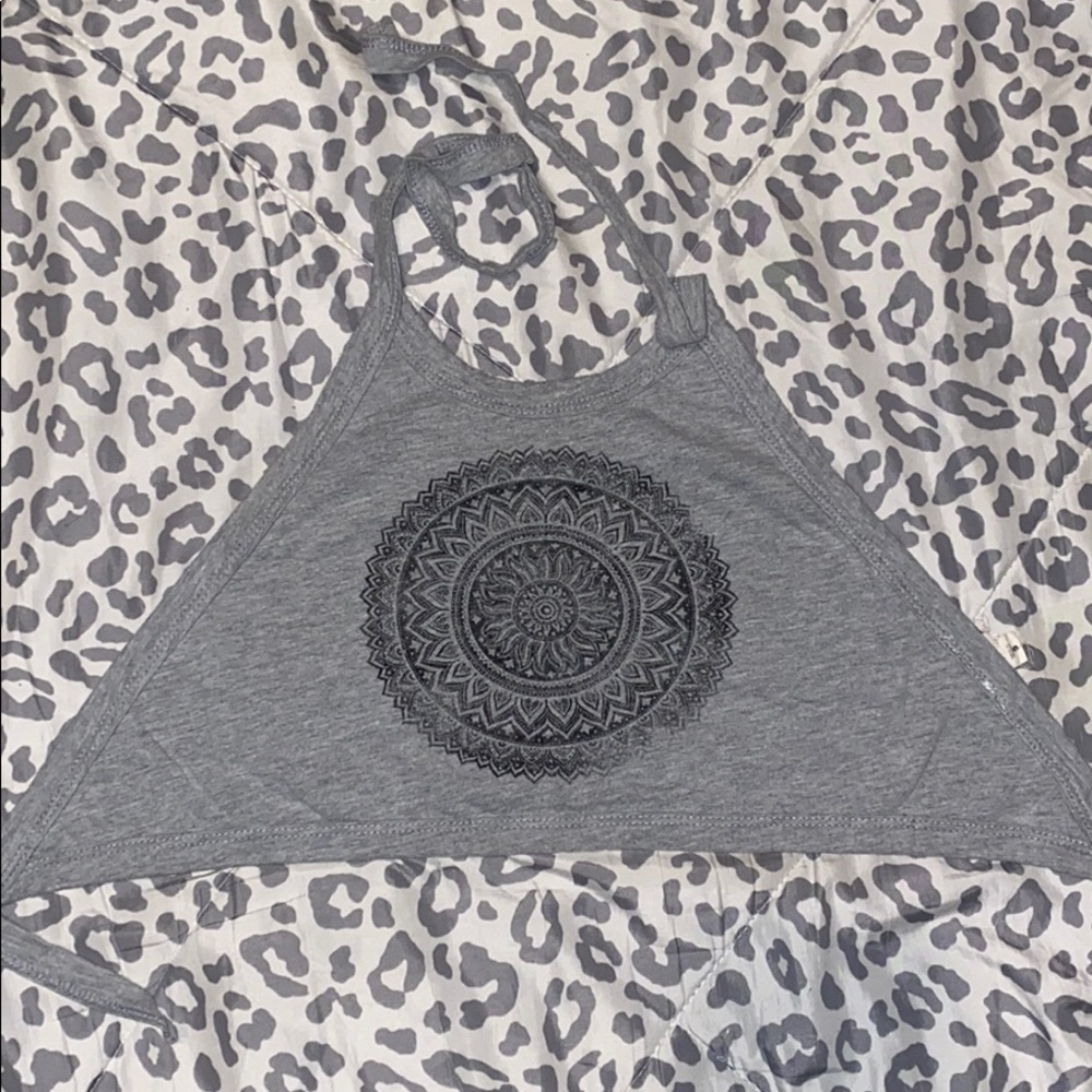 grey tie crop tank